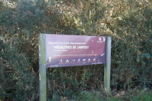 61-Megalithes-de-Lampouy000